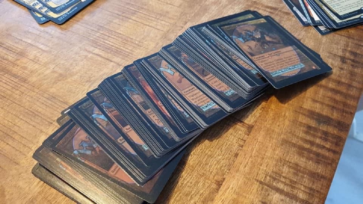 An array of other cards from Emiel van Daele's double-printed Mystic Intellect Commander precon. Photo credit: Emiel van Daele